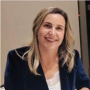 Ingeniera Industrial con perfil muy técnico. Me gustaría dar clases a cualquier persona que piense que las mates son muy difíciles.